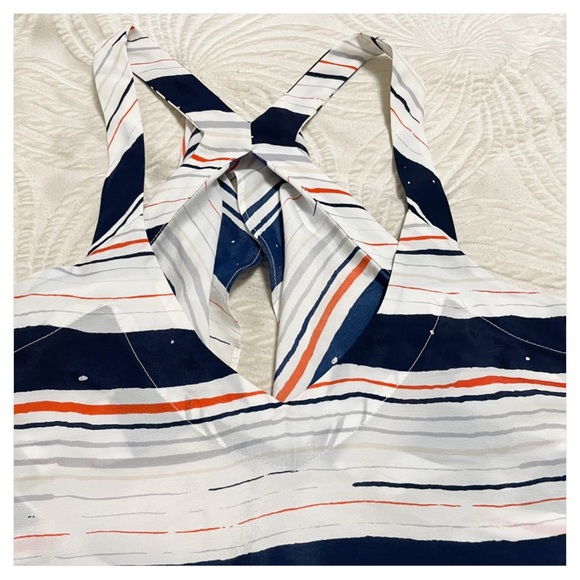 Bcbgeneration Ruffle Open Back Tank - Picture 5 of 9